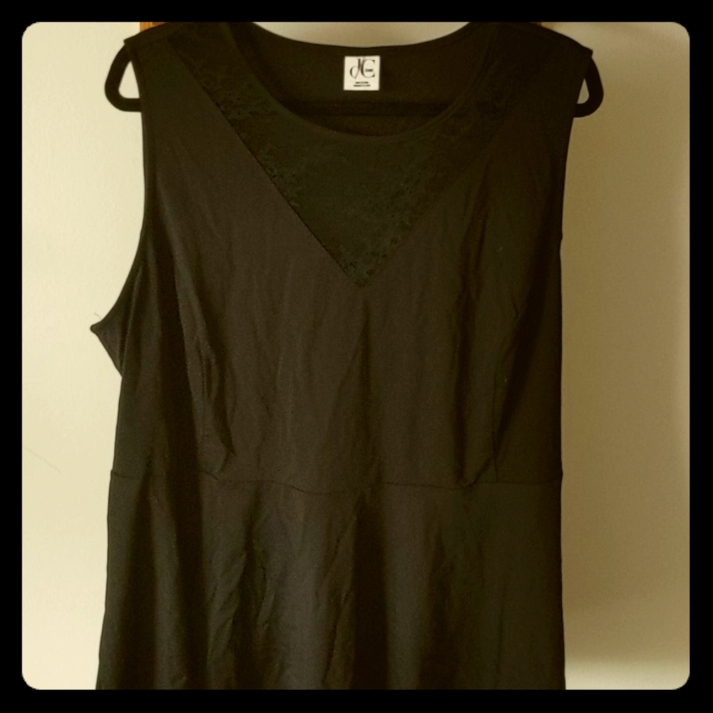 Black sleeveless peplum top